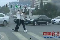 河北唐山女子爆料视频,揭露社会阴暗面